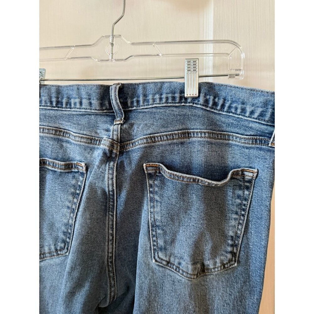 Old Navy men’s size 34 X30 straight blue jeans - Picture 7 of 7